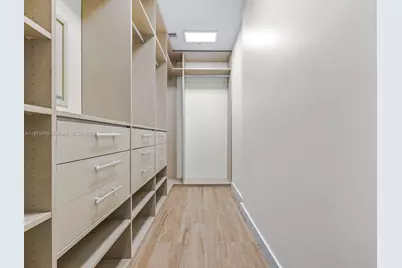 2831 S Bayshore Dr #403, Miami, FL 33133 - Photo 12
