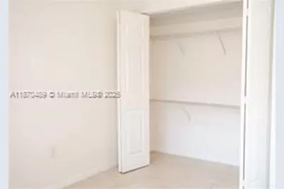 911 NE 199th St #104-14, Miami, FL 33179 - Photo 14