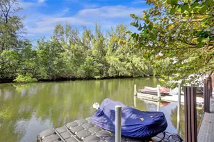 1860 Venice Park Dr, North Miami, FL 33181 - Photo 28