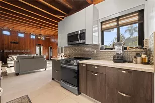 6539 SW 84th Ave, Miami, FL 33143 - Photo 8