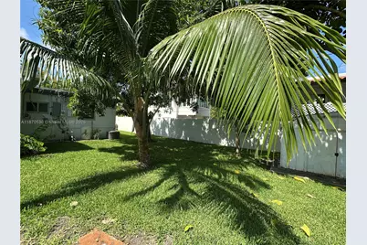 910 NE 81st St #R, Miami, FL 33138 - Photo 12