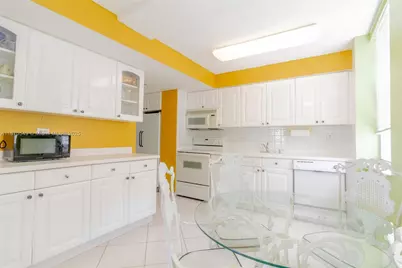 251 174th St #1605, Sunny Isles Beach, FL 33160 - Photo 20