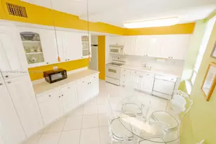 251 174th St, Sunny Isles Beach, FL 33160 - Photo 18