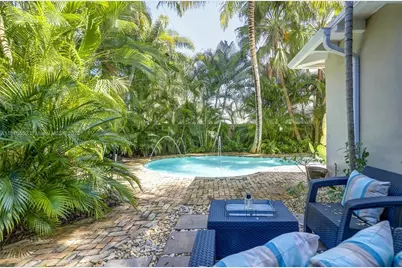 1625 NE 4th Pl, Fort Lauderdale, FL 33301 - Photo 22