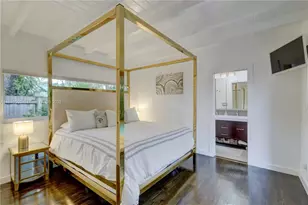 1625 NE 4th Pl, Fort Lauderdale, FL 33301 - Photo 8