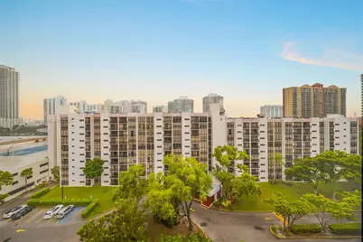 17021 N Bay Rd #1025, Sunny Isles Beach, FL 33160 - Photo 12