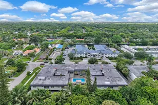 13101 Memorial Hwy, North Miami, FL 33161 - Photo 26