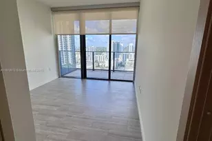 1000 Brickell Plaza, Miami, FL 33131 - Photo 8