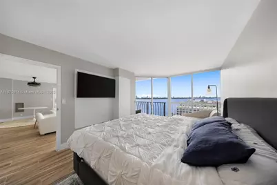 7601 E Treasure Dr #1722, North Bay Village, FL 33141 - Photo 30