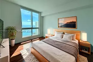 300 S Biscayne Blvd, Miami, FL 33131 - Photo 6