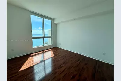 300 S Biscayne Blvd #3014, Miami, FL 33131 - Photo 6