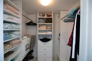 475 Brickell Ave, Miami, FL 33131 - Photo 14