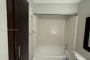 15600 SW 106th Ln, Miami, FL 33196 - Photo 14