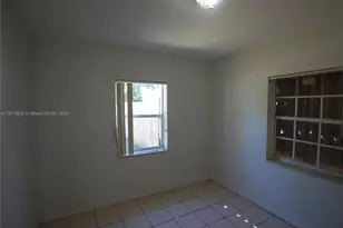 1801 NE 176th St, North Miami Beach, FL 33162 - Photo 12