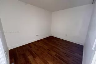 2899 Collins Ave, Miami Beach, FL 33140 - Photo 6