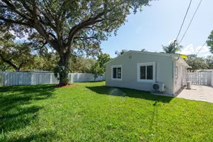 1121 SW 18th Ct, Fort Lauderdale, FL 33315 - Photo 24