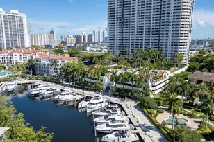 2000 Island Blvd, Aventura, FL 33160 - Photo 36
