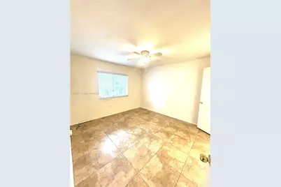 1240 SE 28th Ct #101, Homestead, FL 33035 - Photo 8