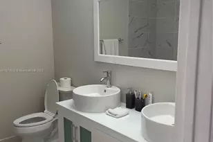 8203 NW 9th Ct, Plantation, FL 33324 - Photo 16
