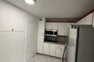 5750 Collins Ave, Miami Beach, FL 33140 - Photo 6