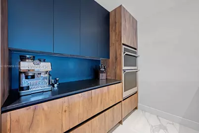 3904 NE 167th St #10, North Miami Beach, FL 33160 - Photo 4