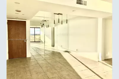 1000 W Island Blvd #712, Aventura, FL 33160 - Photo 16