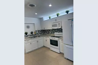 4808 NW 27th Ter, Tamarac, FL 33309 - Photo 4