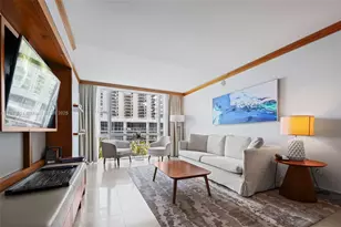 6801 Collins Ave, Miami Beach, FL 33141 - Photo 8