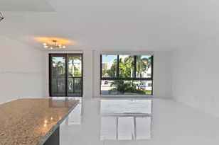 9800 W Bay Harbor Dr, Bay Harbor Islands, FL 33154 - Photo 12