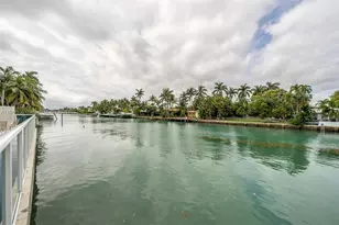 9800 W Bay Harbor Dr, Bay Harbor Islands, FL 33154 - Photo 10