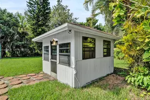 11300 Shady Ln, Plantation, FL 33325 - Photo 76