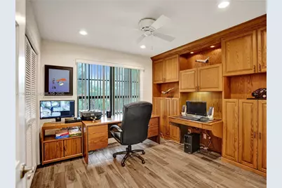 11300 Shady Lane, Plantation, FL 33325 - Photo 24