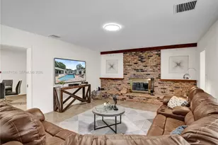 11300 Shady Ln, Plantation, FL 33325 - Photo 12