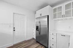 1635 Liberty St, Hollywood, FL 33020 - Photo 6