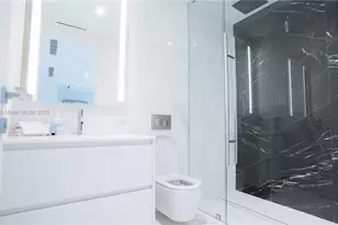 300 Biscayne Blvd Way, Miami, FL 33131 - Photo 38