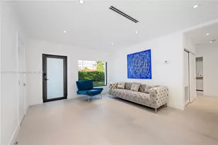 900 W 47th Ct, Miami Beach, FL 33140 - Photo 12