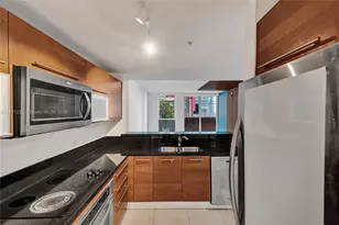 244 Biscayne Blvd, Miami, FL 33132 - Photo 6