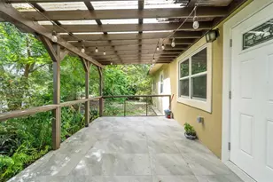 1621 SW 117th Ave, Davie, FL 33325 - Photo 4