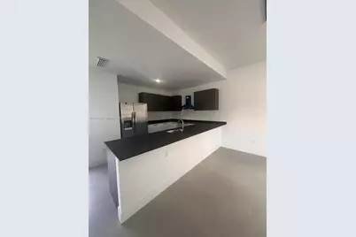 538 NW 17th Ave #0, Fort Lauderdale, FL 33311 - Photo 2