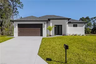 821 Newell St E, Lehigh Acres, FL 33974 - Photo 2