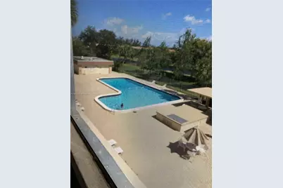 800 NE 195th St #314, Miami, FL 33179 - Photo 30