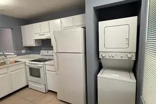 4057 NW 90th Ave, Sunrise, FL 33351 - Photo 2