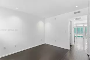 1601 West Ave, Miami Beach, FL 33139 - Photo 16