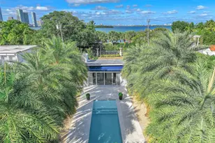 910 N Venetian Dr, Miami Beach, FL 33139 - Photo 22