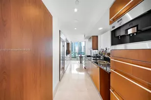 1331 Brickell Bay Dr, Miami, FL 33131 - Photo 22