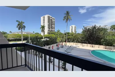 2425 Presidential Way #203, West Palm Beach, FL 33401 - Photo 16
