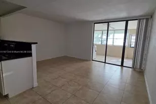 20200 W Country Club Dr, Aventura, FL 33180 - Photo 10