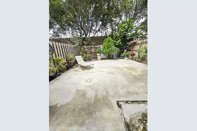 1054 NE 30th Ave, Homestead, FL 33033 - Photo 14