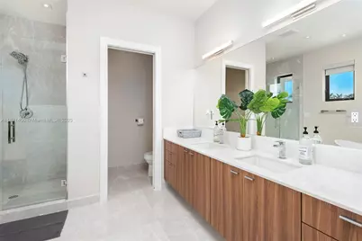 850 Washington St, Hollywood, FL 33019 - Photo 28