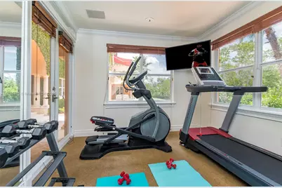 104 Paloma Dr, Coral Gables, FL 33143 - Photo 36